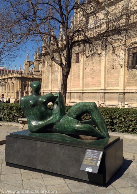 Henry Moore Scupltures in Seville Spain www.andaluciadiary (1)
