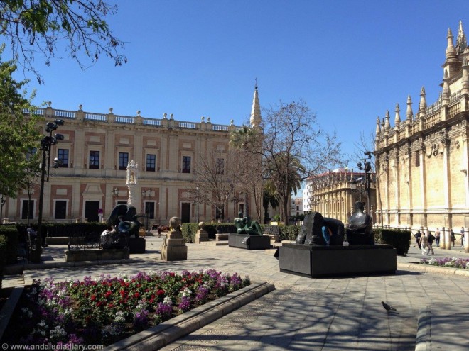 Henry Moore Scupltures in Seville Spain www.andaluciadiary (9)